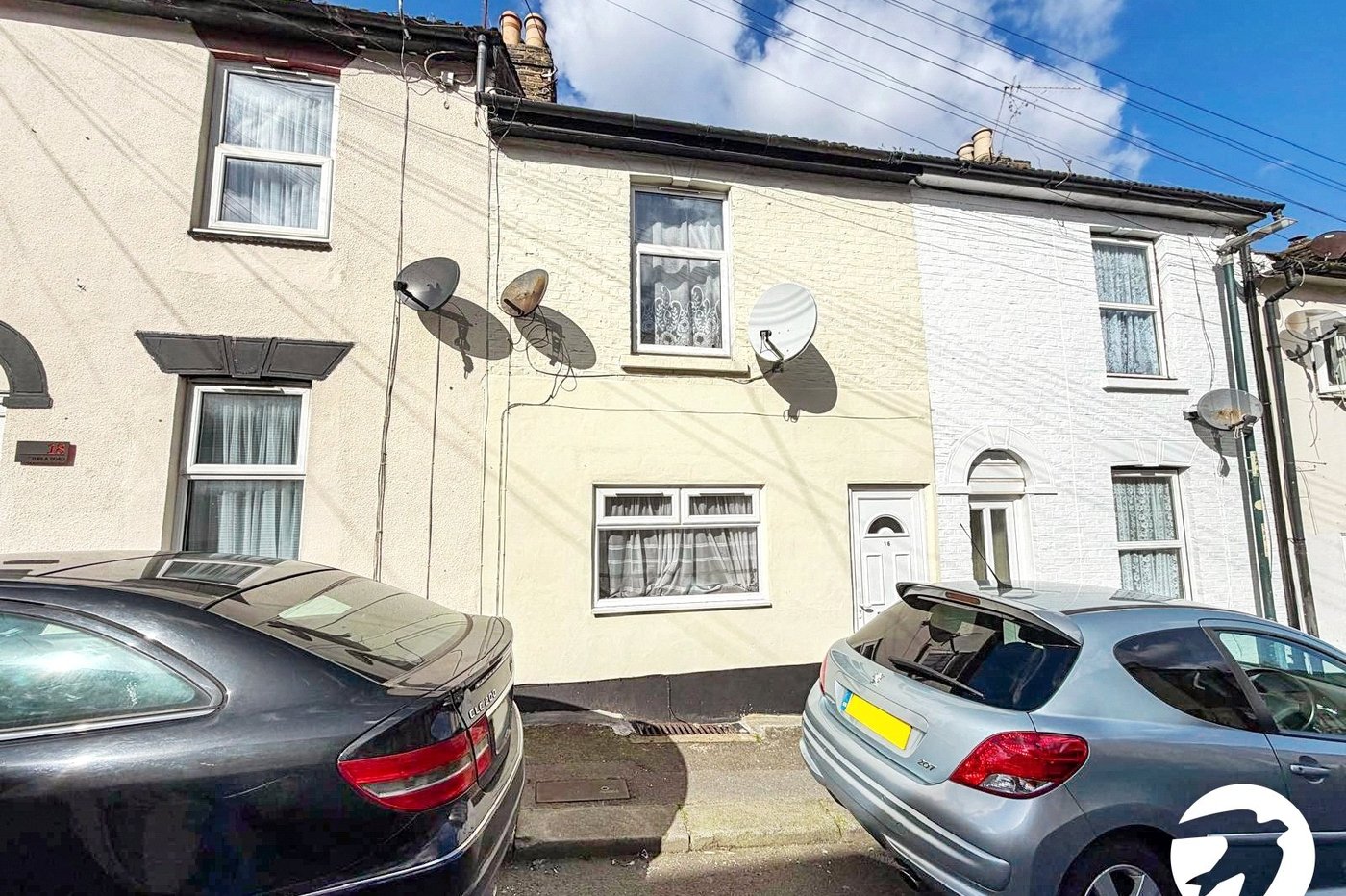 2 bedroom house to rent in Chatham | Robinson Michael & Jackson