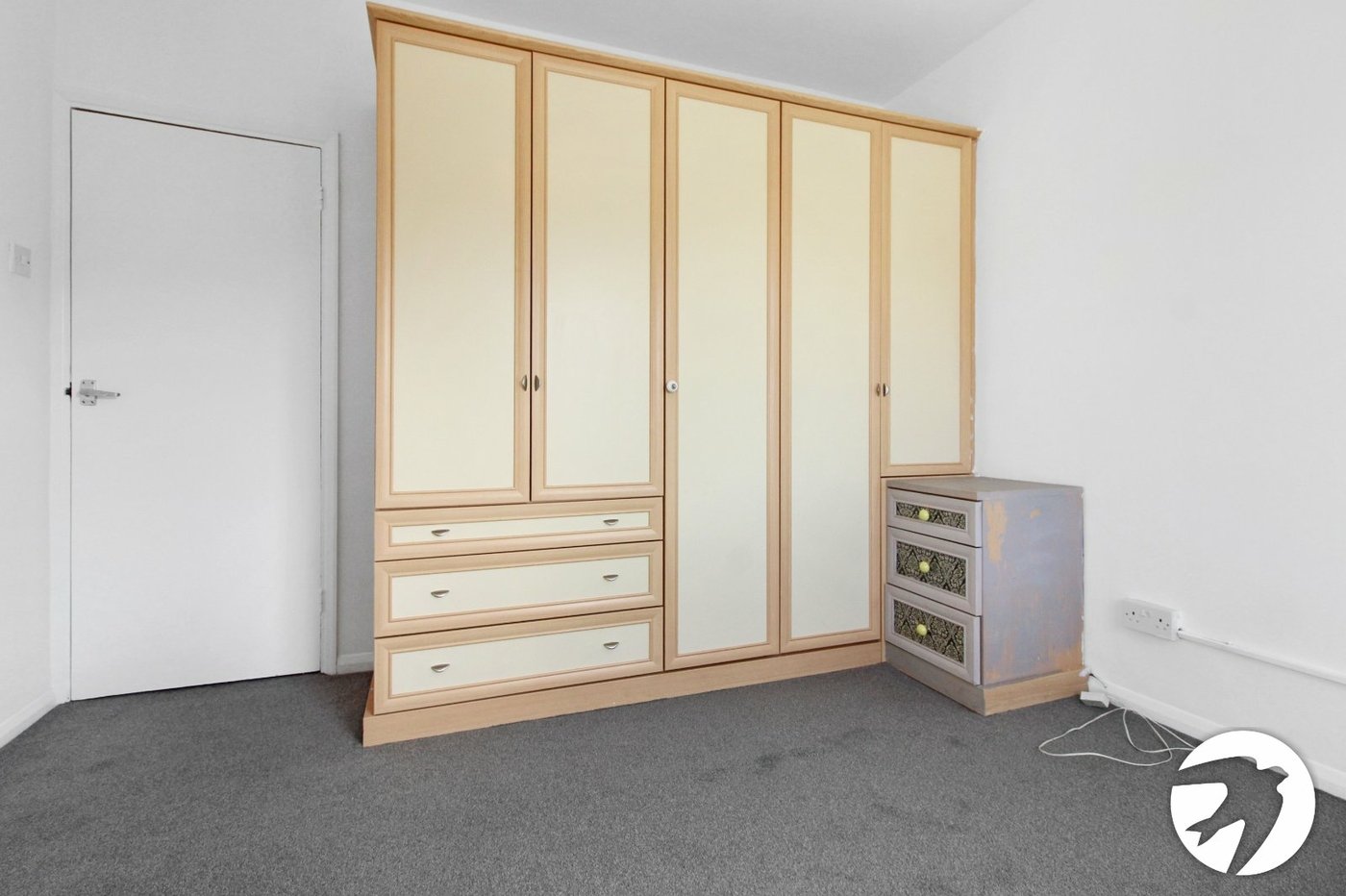 2 bedroom house to rent in Swanscombe | Robinson Michael & Jackson