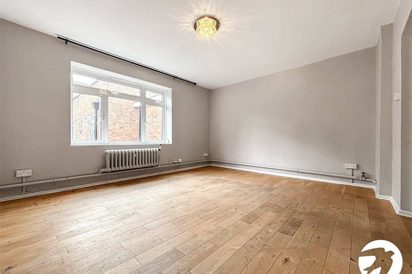 3 bedroom property to rent in London | Robinson Jackson