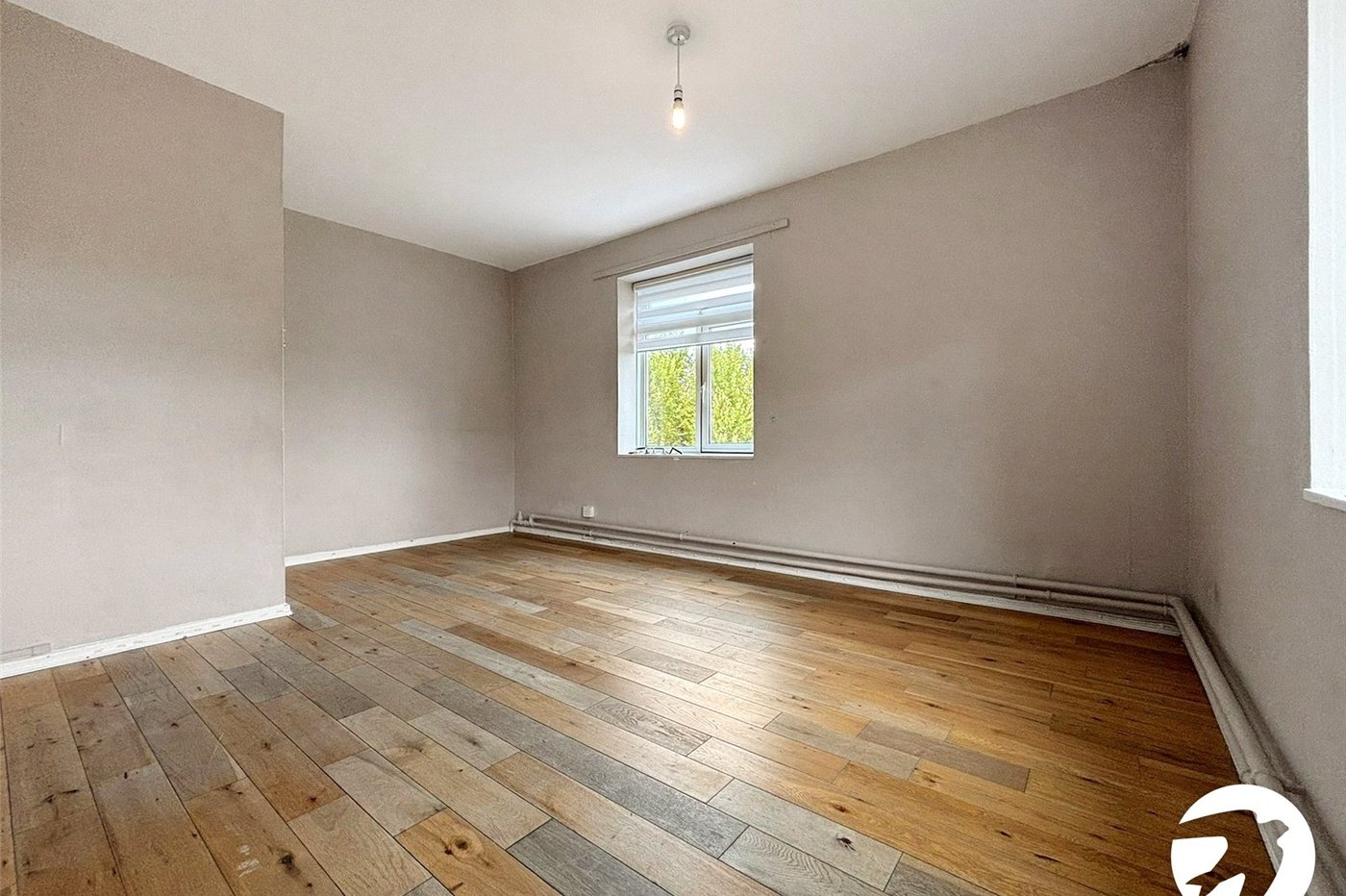 3 bedroom property to rent in London | Robinson Jackson