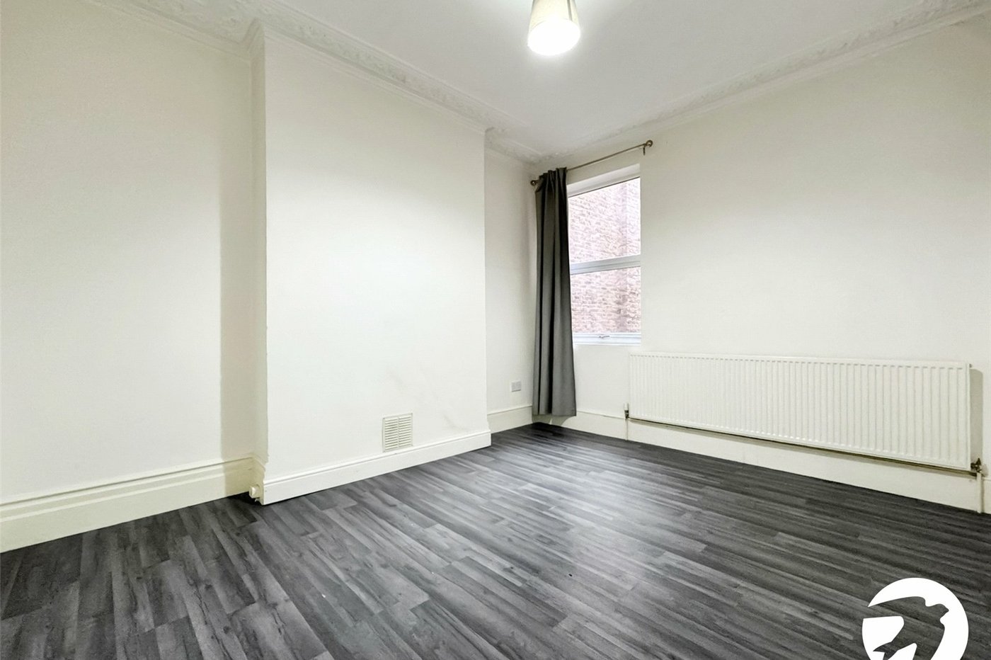 3 bedroom property to rent in Sydenham | Robinson Jackson