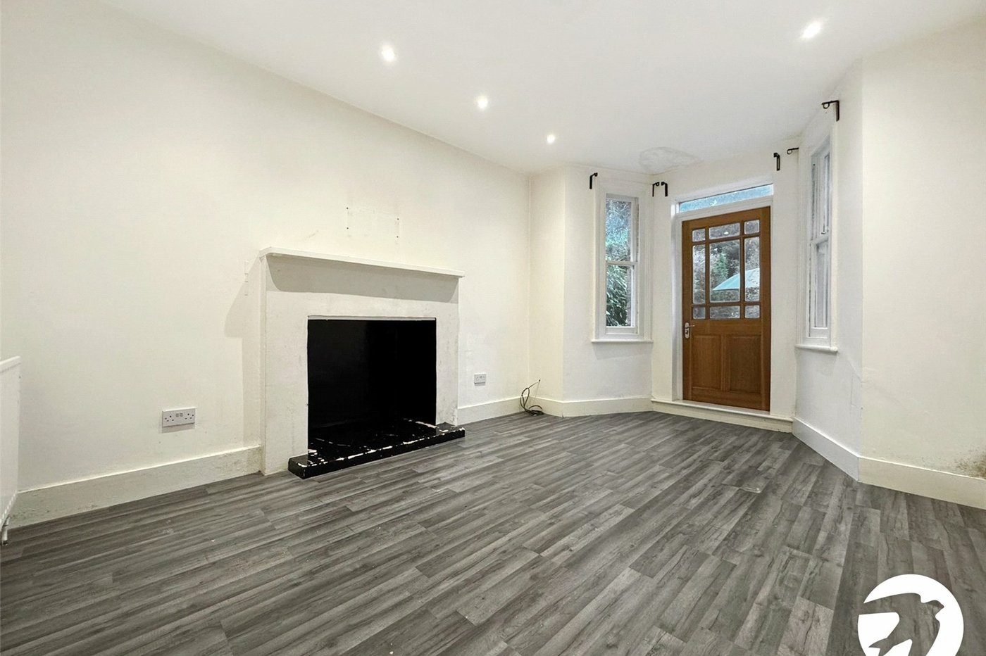 3 bedroom property to rent in Sydenham | Robinson Jackson