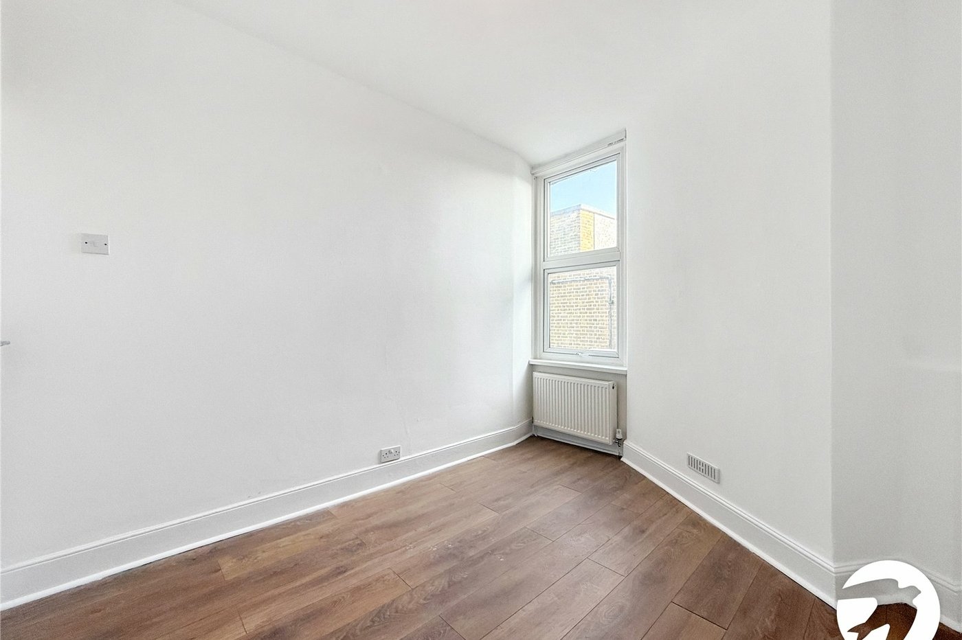 3 bedroom property to rent in Sydenham | Robinson Jackson