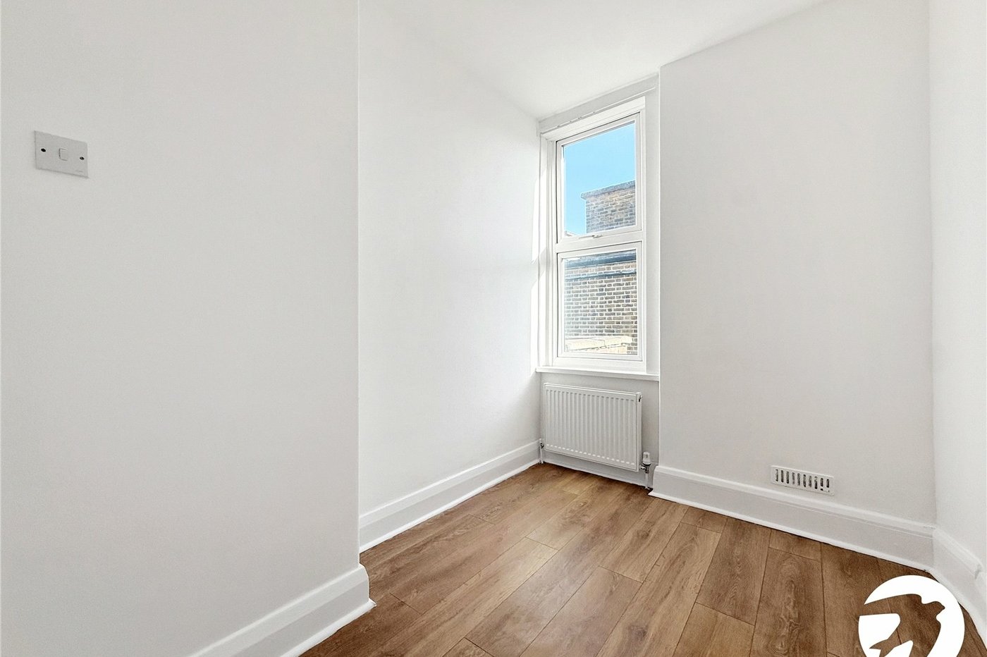 3 bedroom property to rent in Sydenham | Robinson Jackson