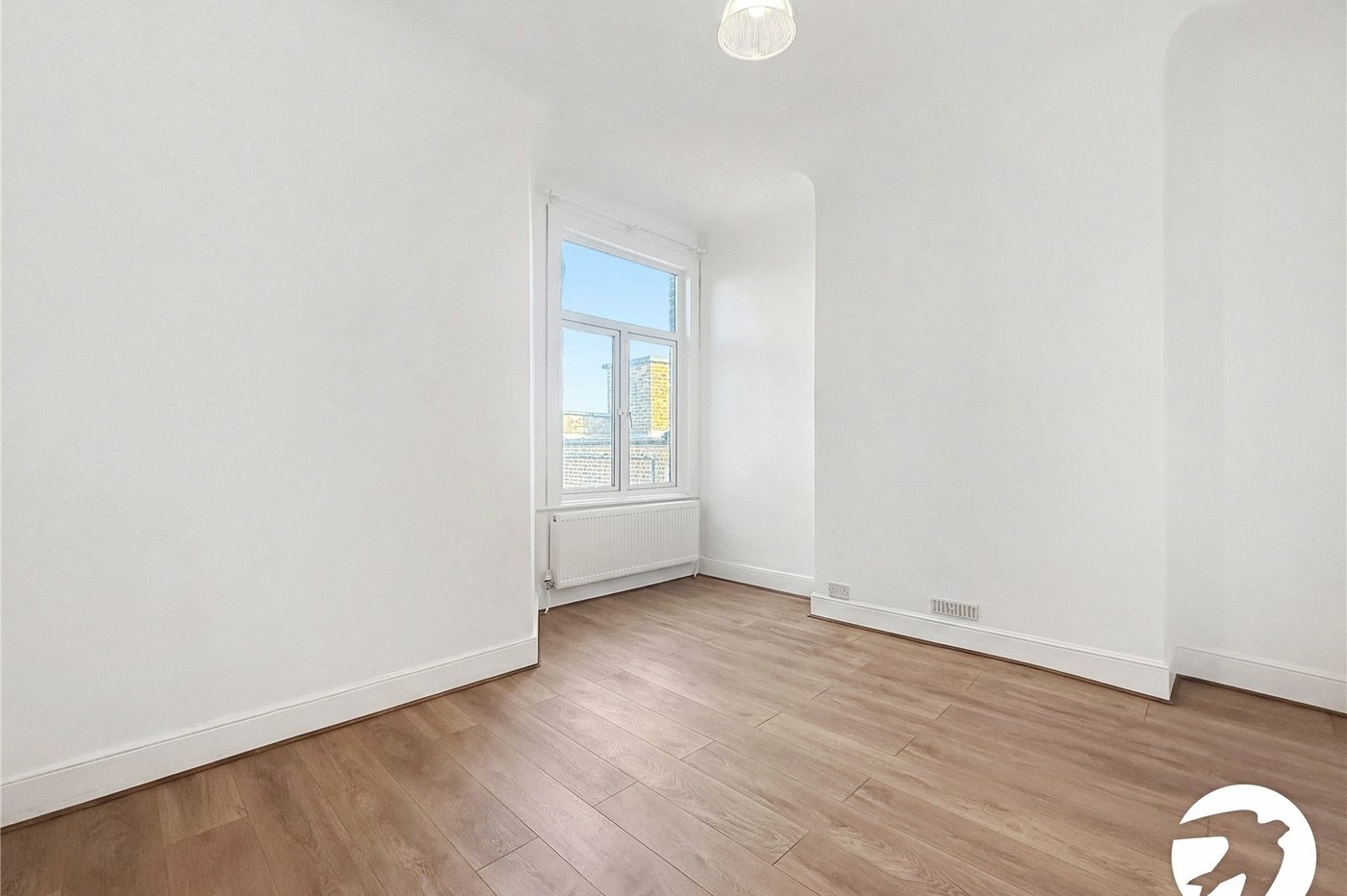 3 bedroom property to rent in Sydenham | Robinson Jackson