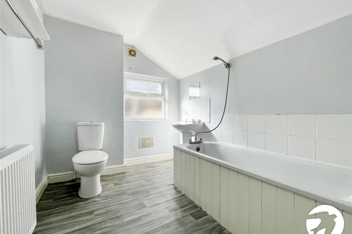 2 bedroom house to rent in Chatham | Robinson Michael & Jackson