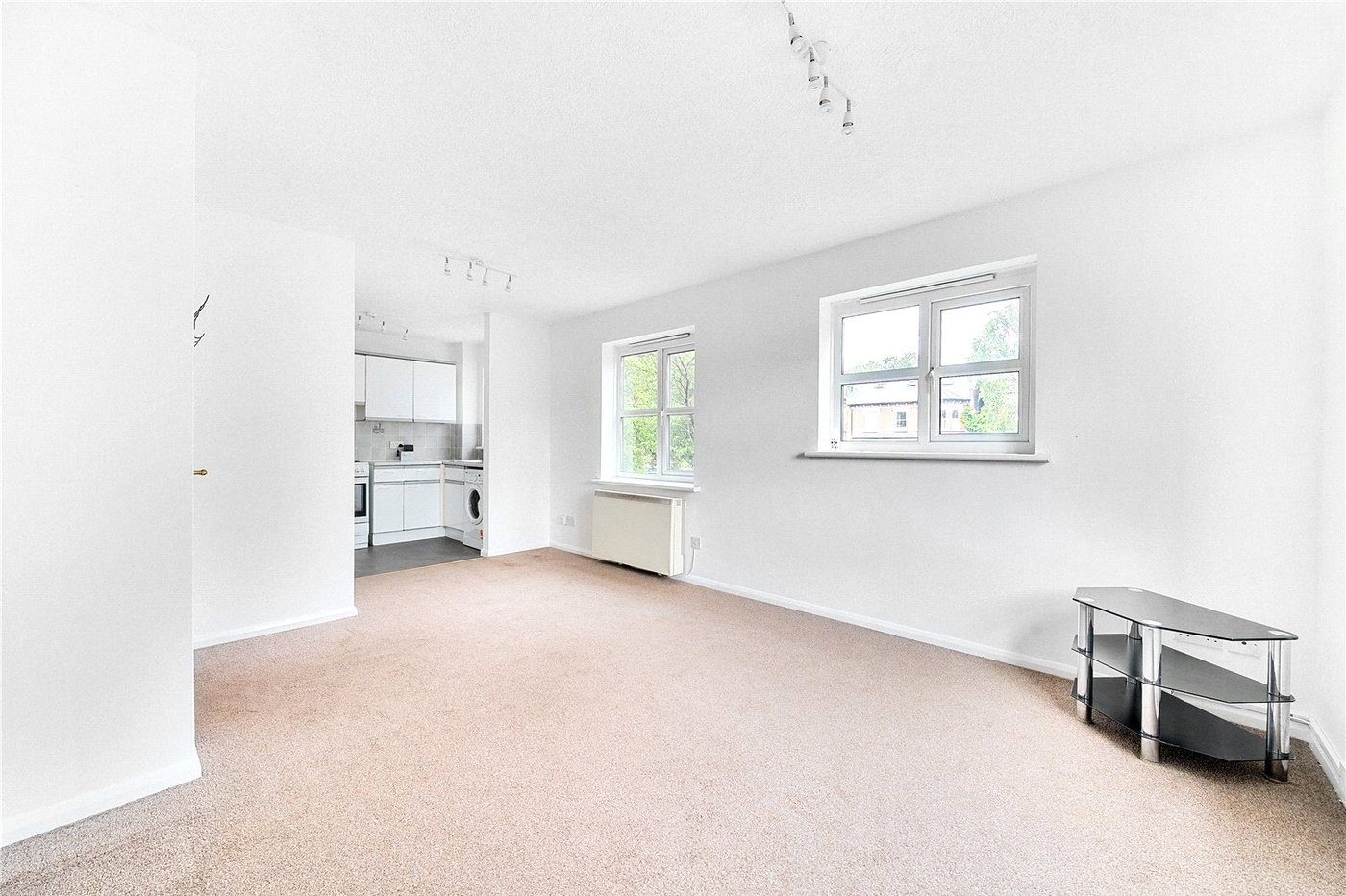 1 bedroom property to rent in London | Robinson Jackson