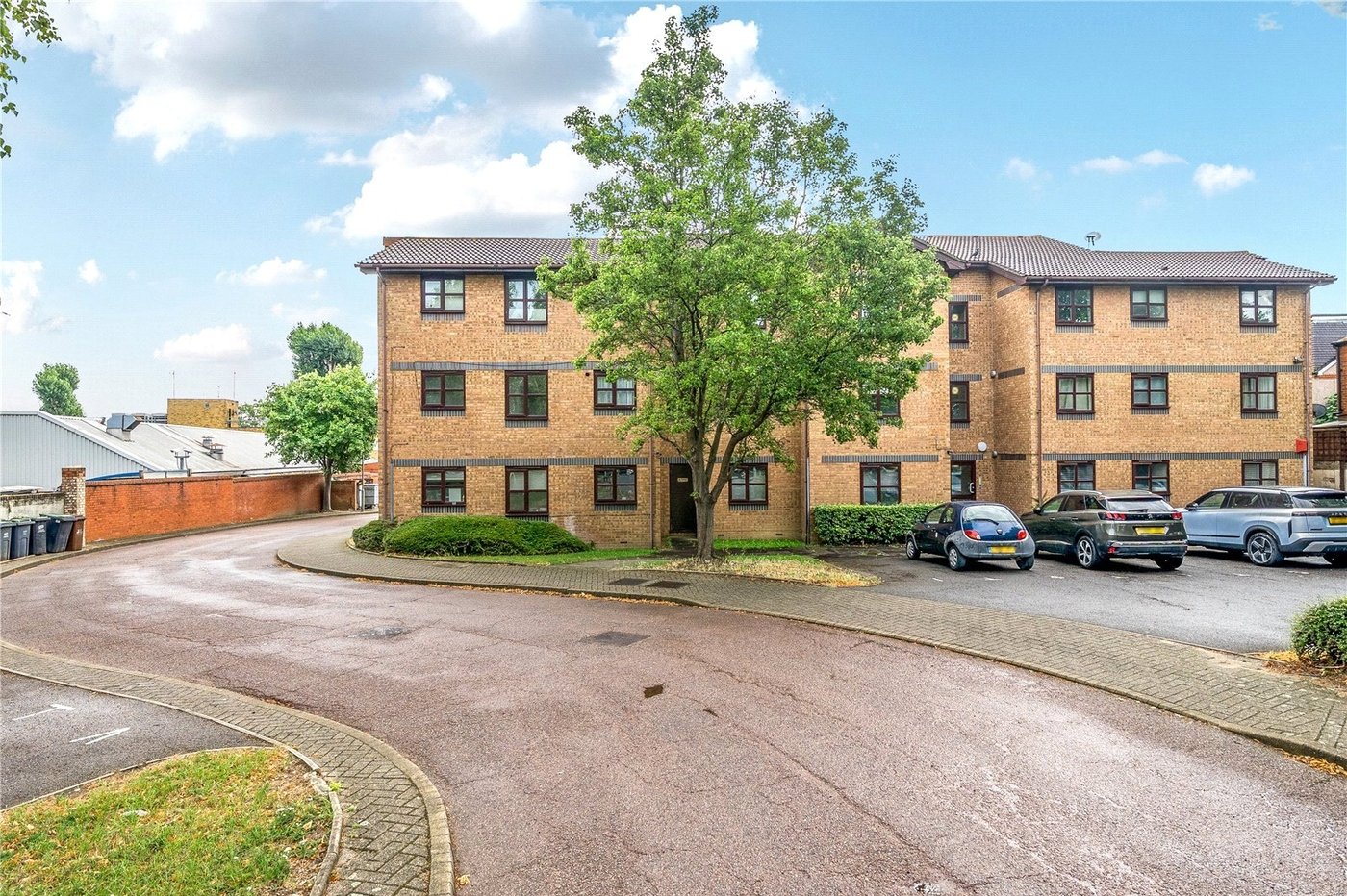 1 bedroom property to rent in London | Robinson Jackson