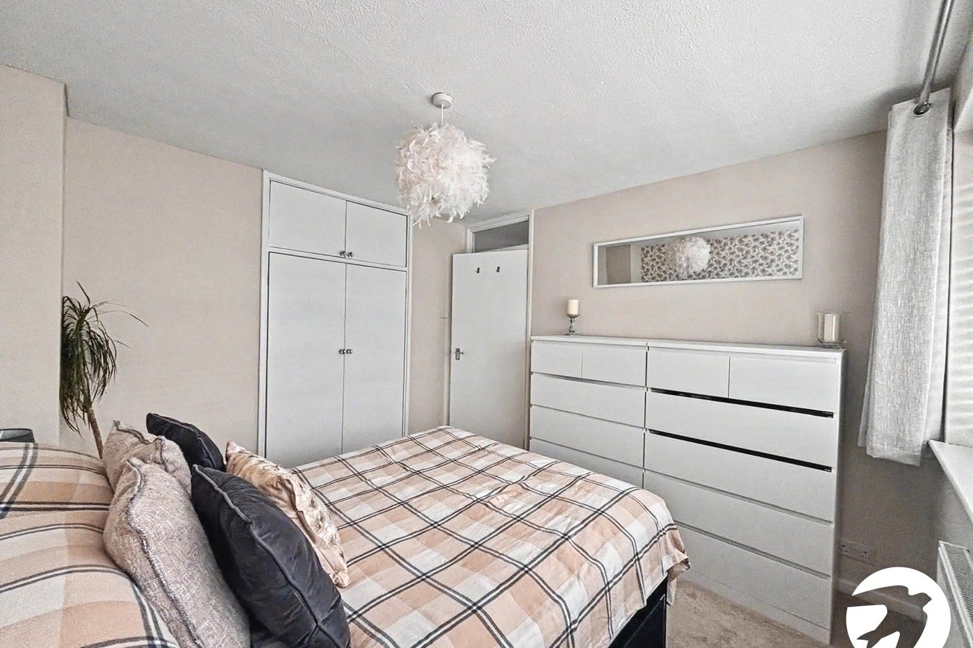 3 bedroom house to rent in Dartford | Robinson Jackson