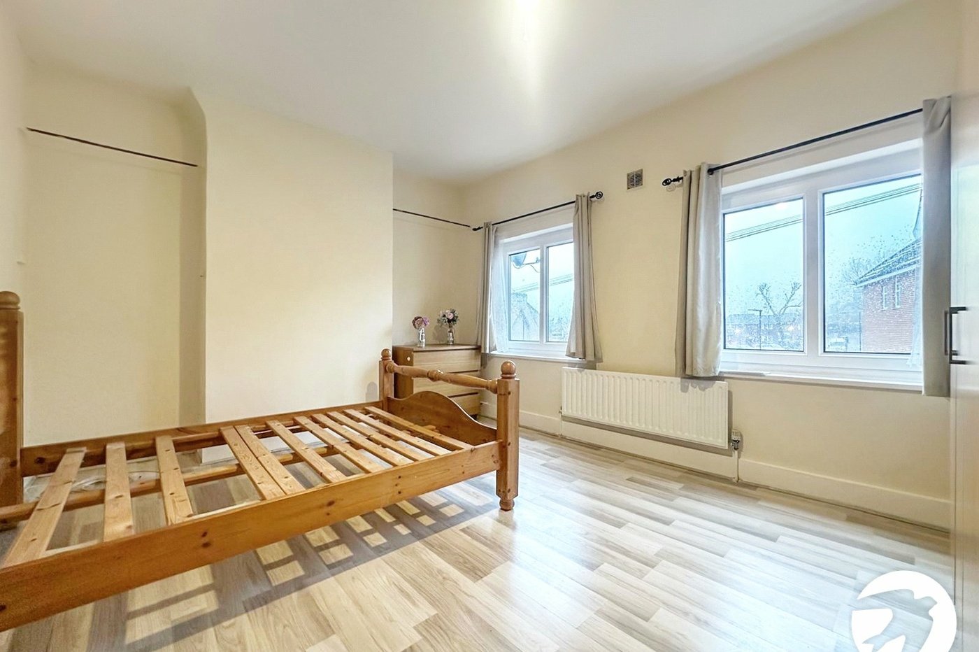 2 bedroom house to rent in London | 