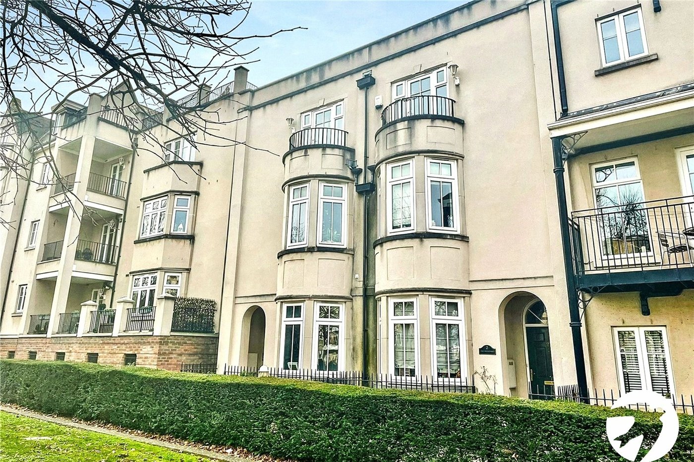 5 bedroom house to rent in Ingress Park | Robinson Michael & Jackson