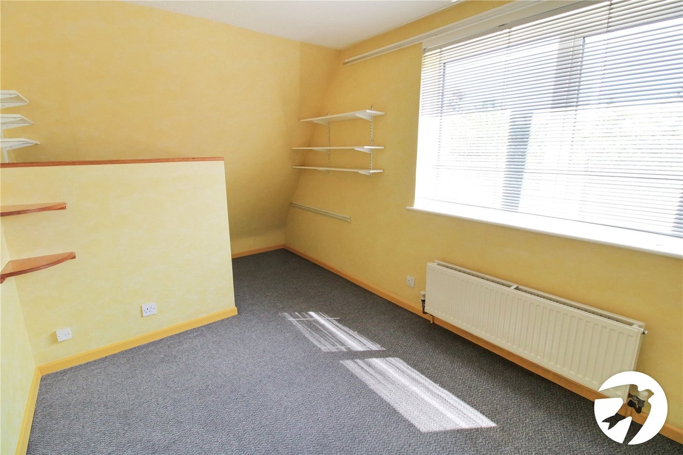 3 bedroom house to rent in Istead Rise | Robinson Michael & Jackson