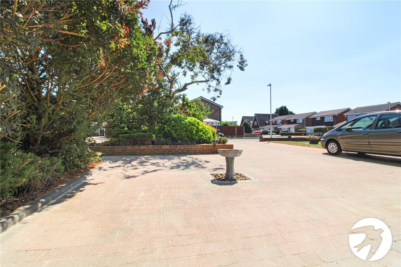 3 bedroom house to rent in Istead Rise | Robinson Michael & Jackson