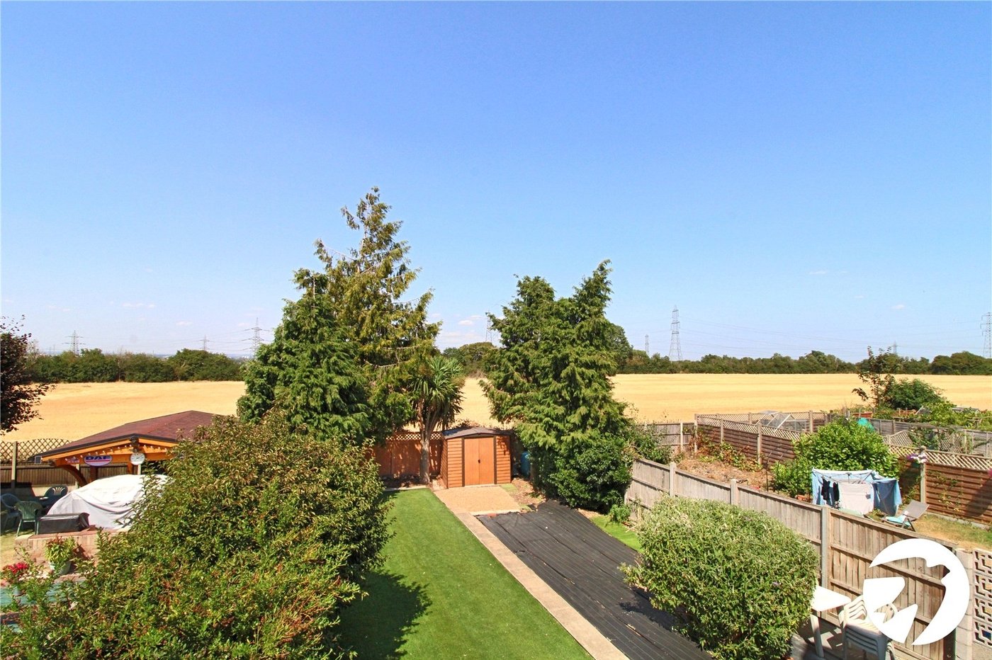 3 bedroom house to rent in Istead Rise | Robinson Michael & Jackson