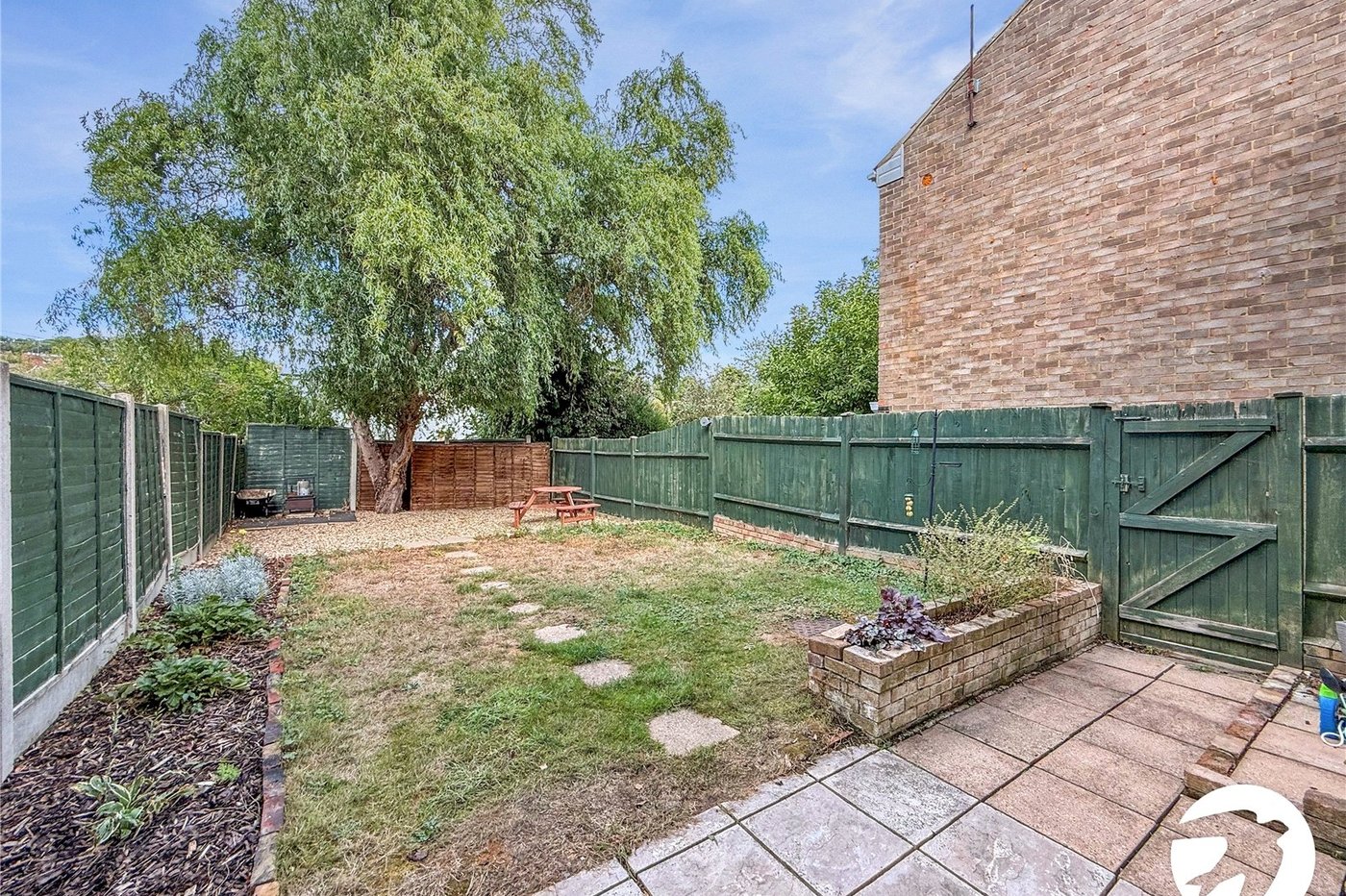 3 bedroom house to rent in Cuxton | Robinson Michael & Jackson