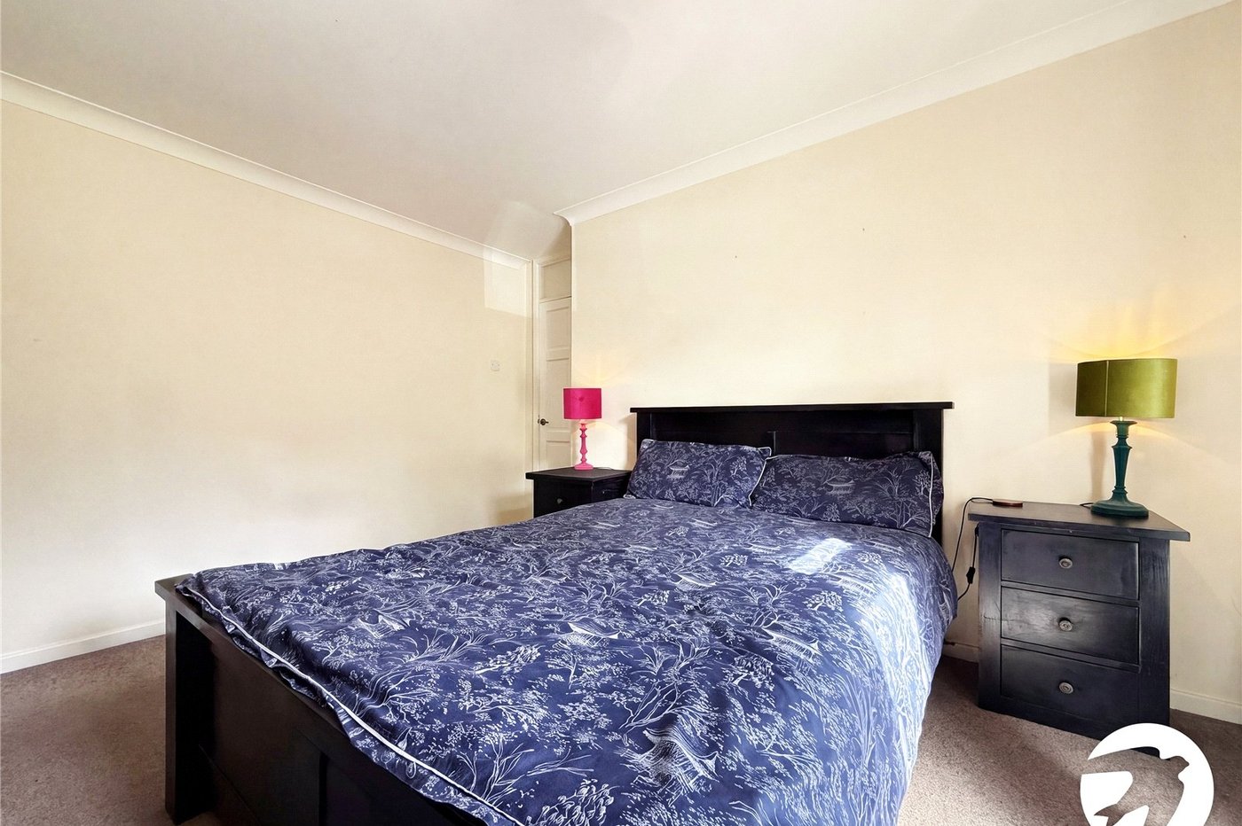 3 bedroom house to rent in Cuxton | Robinson Michael & Jackson