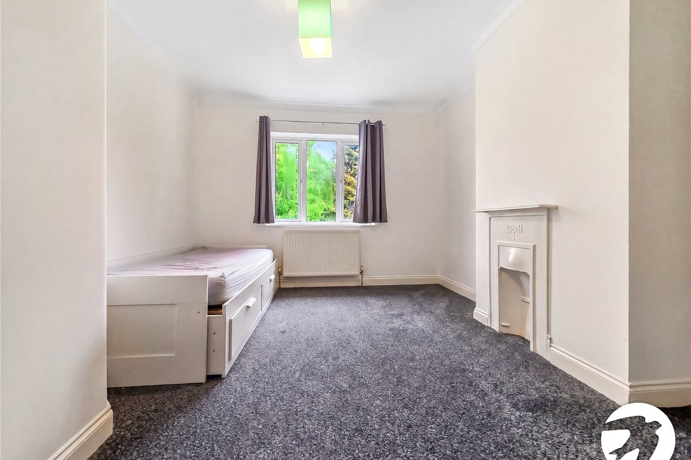 2 bedroom property to rent in London | Robinson Jackson