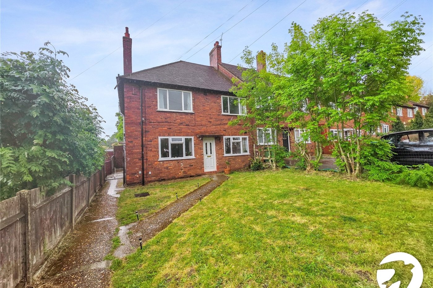 2 bedroom property to rent in London | Robinson Jackson