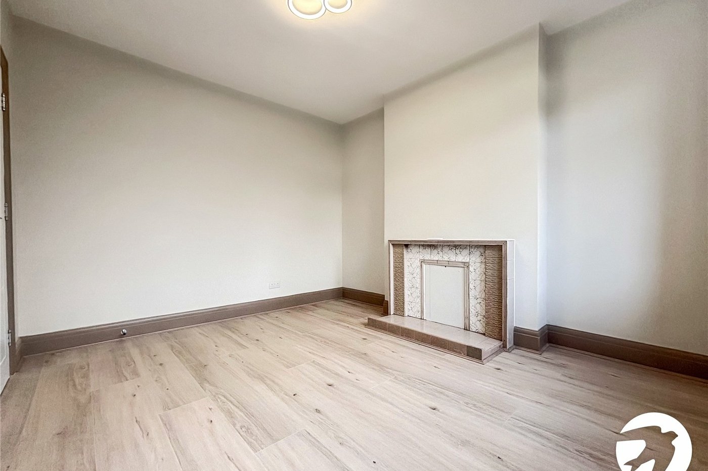 4 bedroom house to rent in London | Robinson Jackson