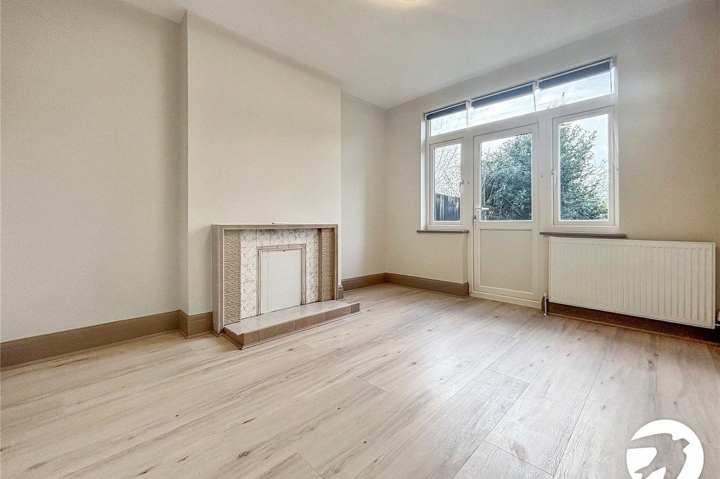 4 bedroom house to rent in London | Robinson Jackson