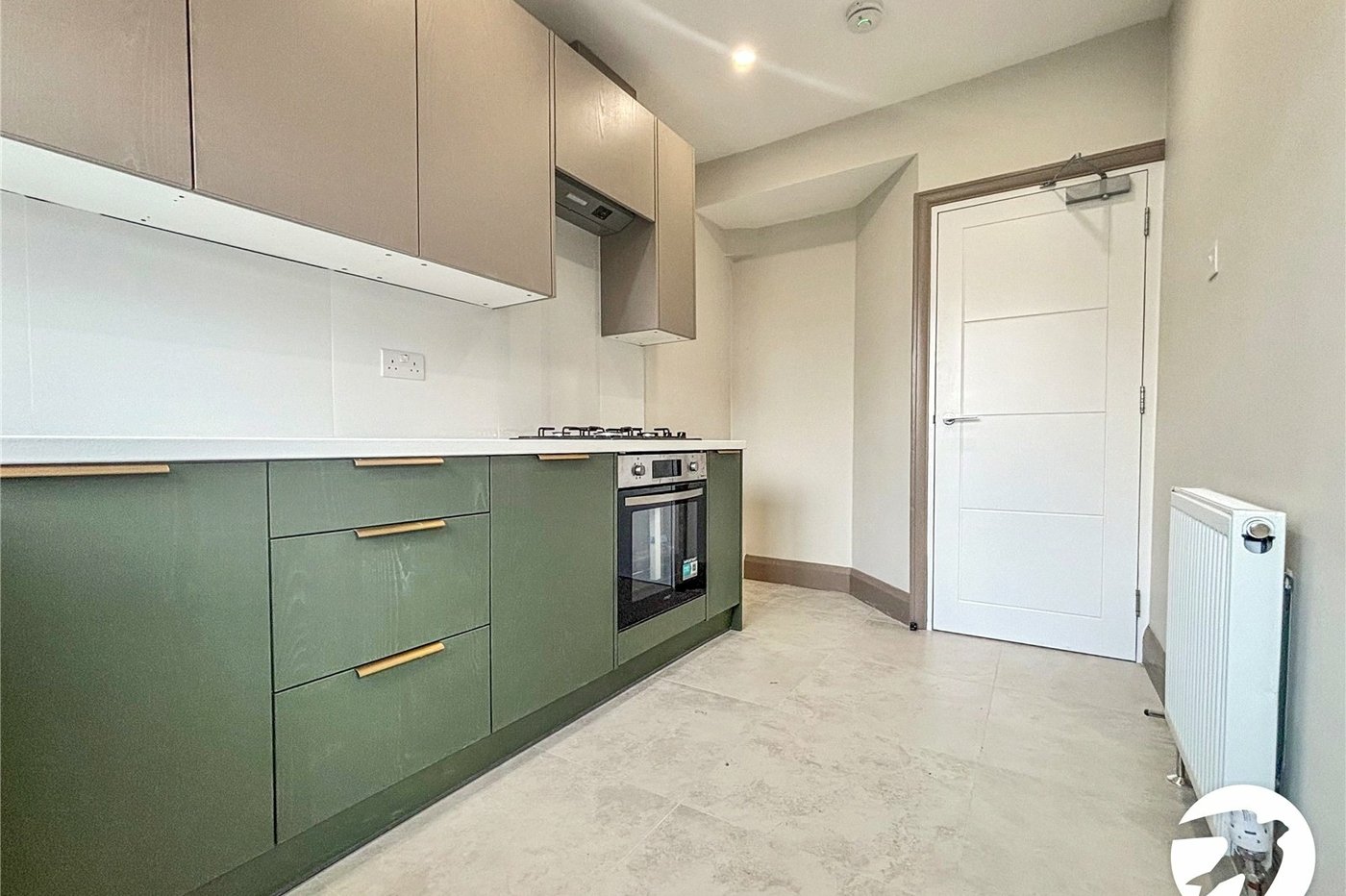 4 bedroom house to rent in London | Robinson Jackson