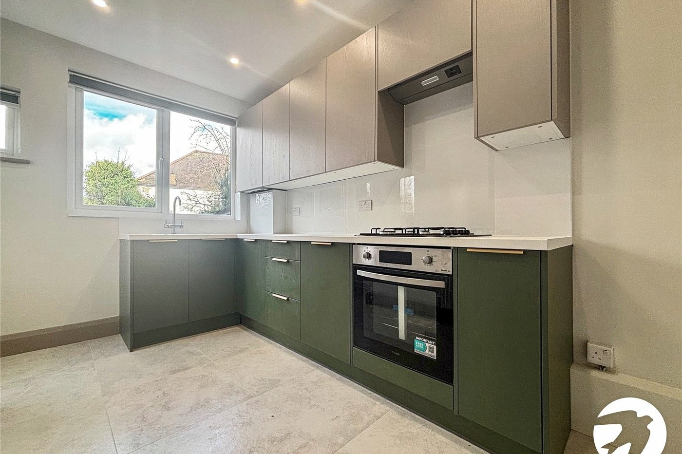 4 bedroom house to rent in London | Robinson Jackson