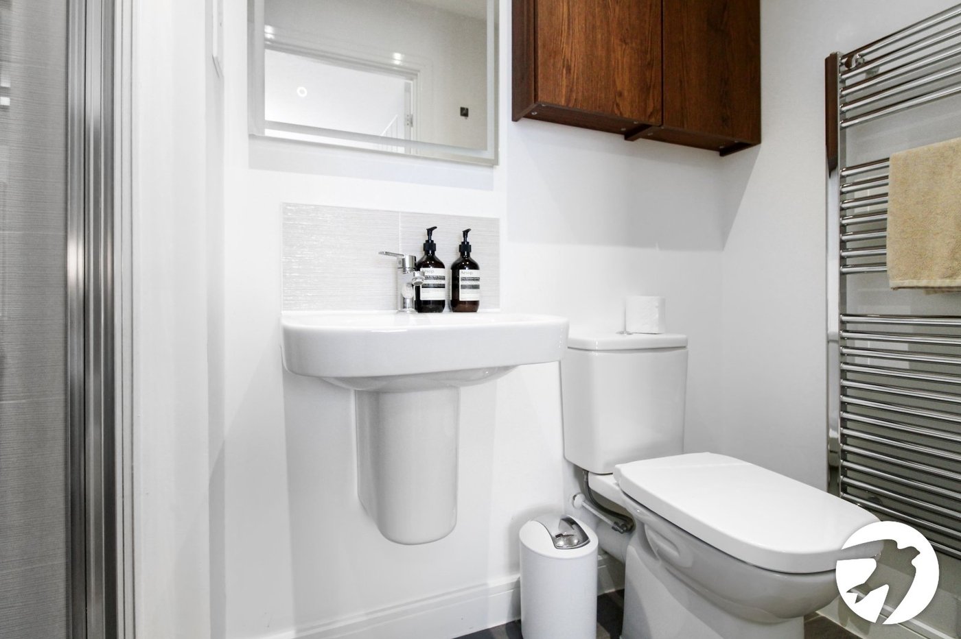 4 bedroom house to rent in Castle Hill | Robinson Michael & Jackson