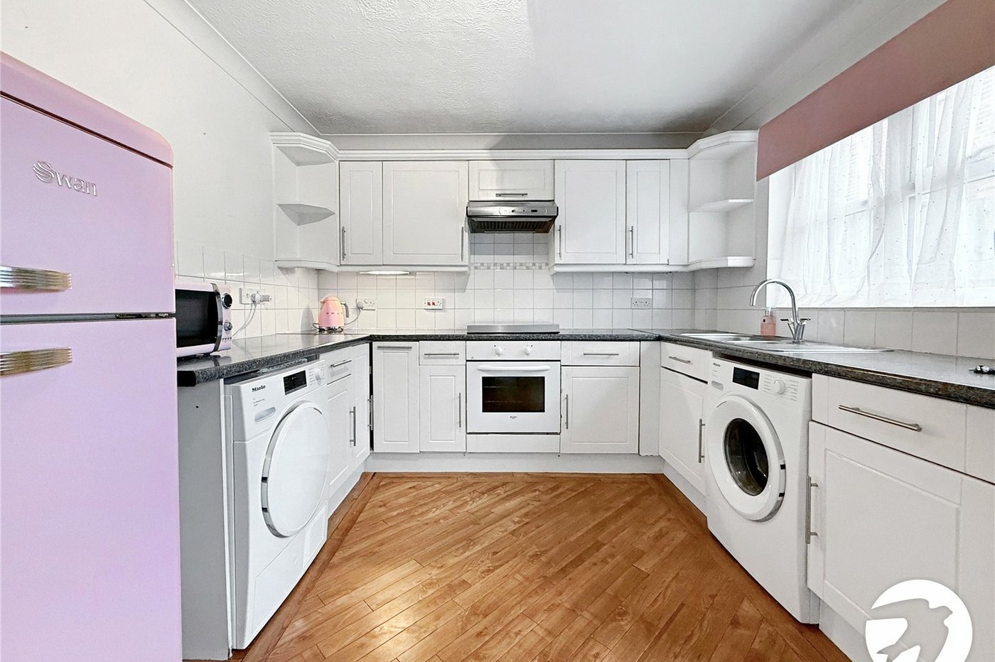 2 bedroom house to rent in Maidstone | Robinson Michael & Jackson