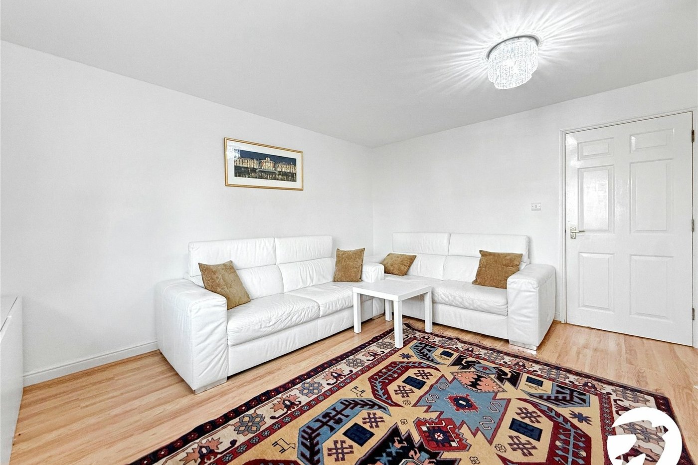 2 bedroom property to rent in London | Robinson Jackson