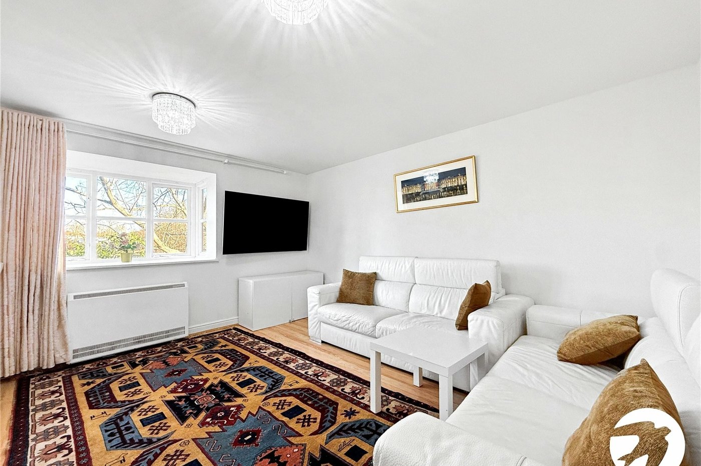 2 bedroom property to rent in London | Robinson Jackson