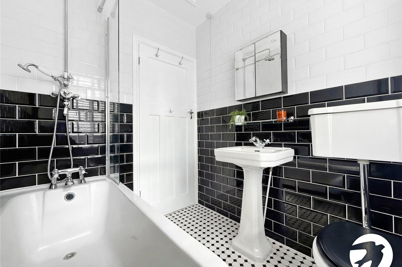 3 bedroom house to rent in Maidstone | Robinson Michael & Jackson