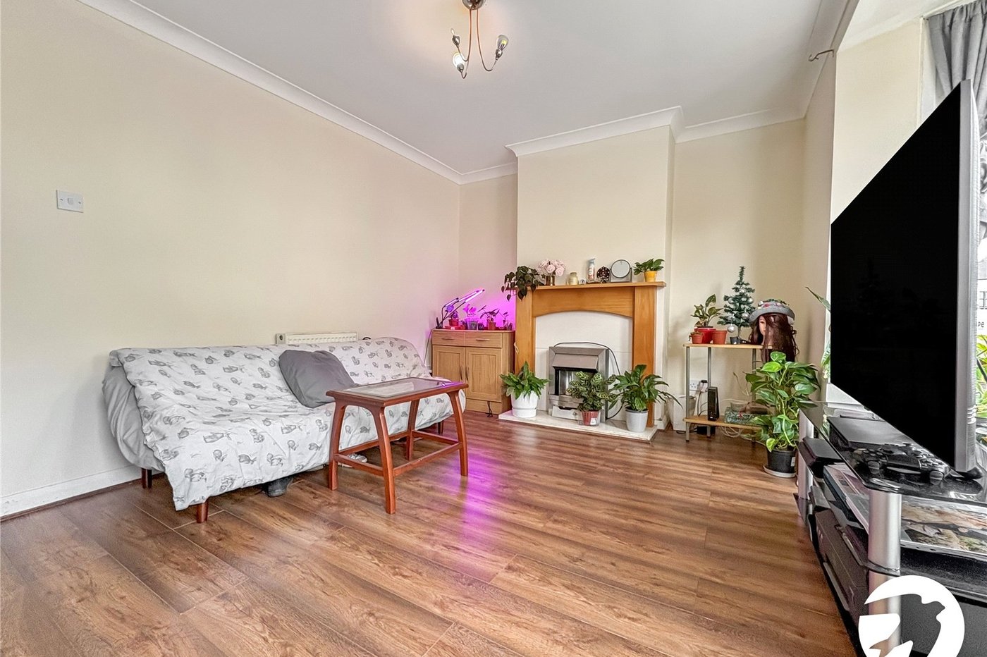 2 bedroom house to rent in Gillingham | Robinson Michael & Jackson