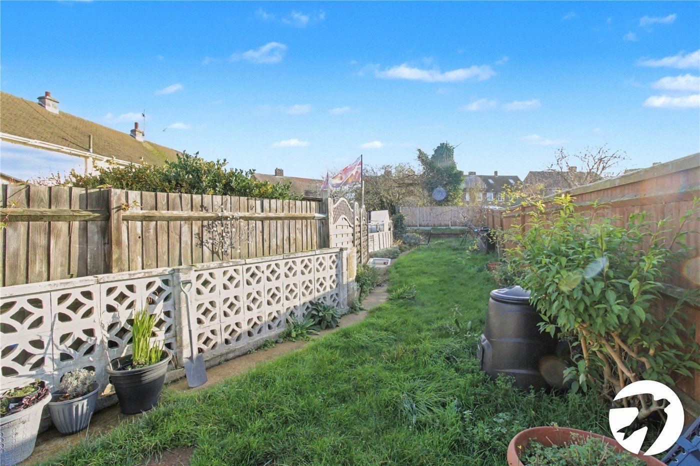3 bedroom house to rent in Swanscombe | Robinson Michael & Jackson