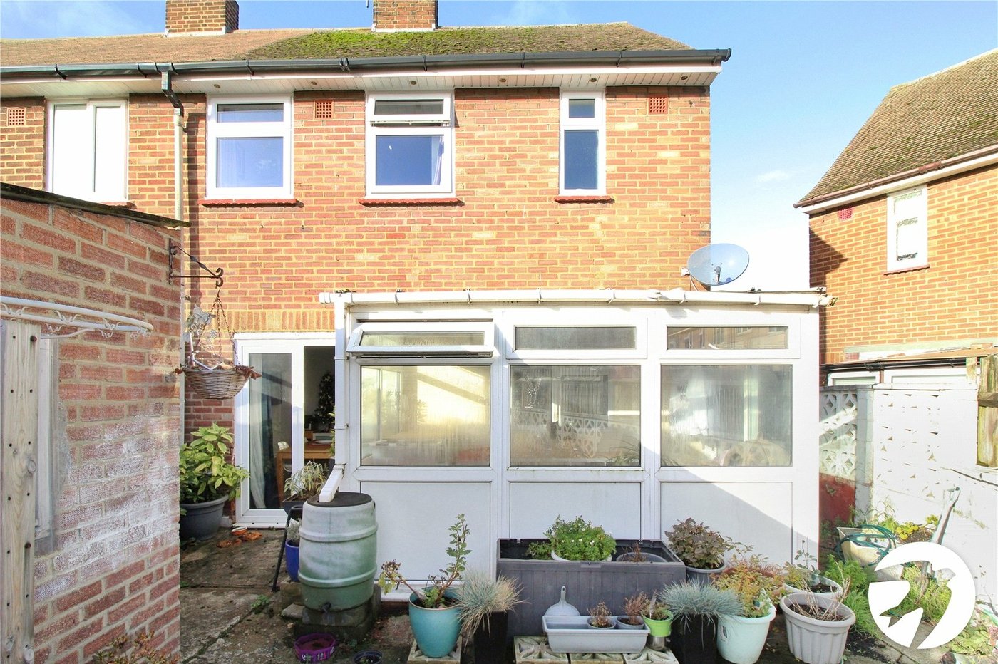 3 bedroom house to rent in Swanscombe | Robinson Michael & Jackson
