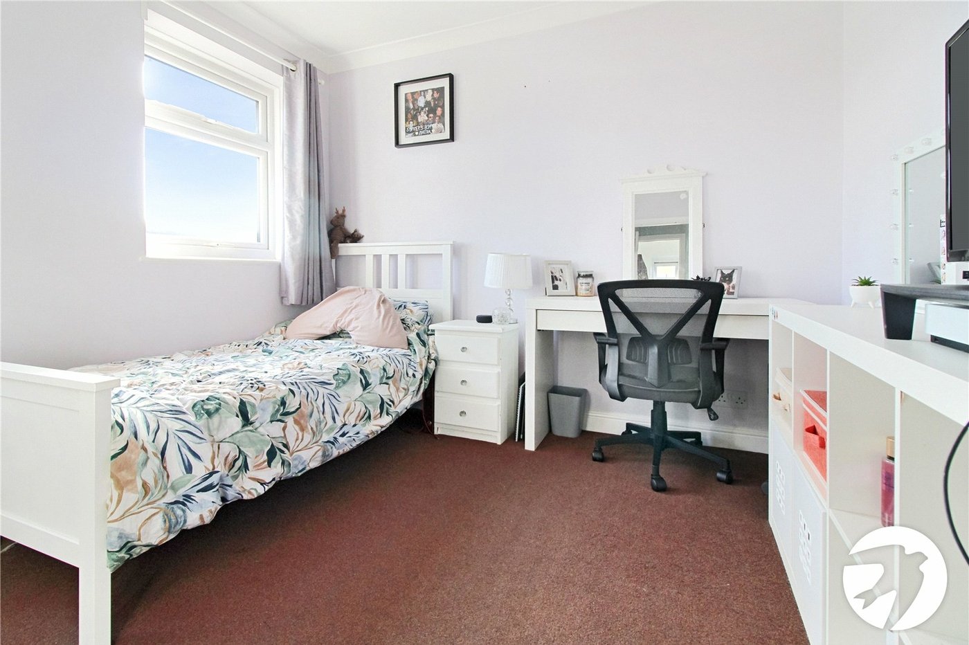 3 bedroom house to rent in Swanscombe | Robinson Michael & Jackson