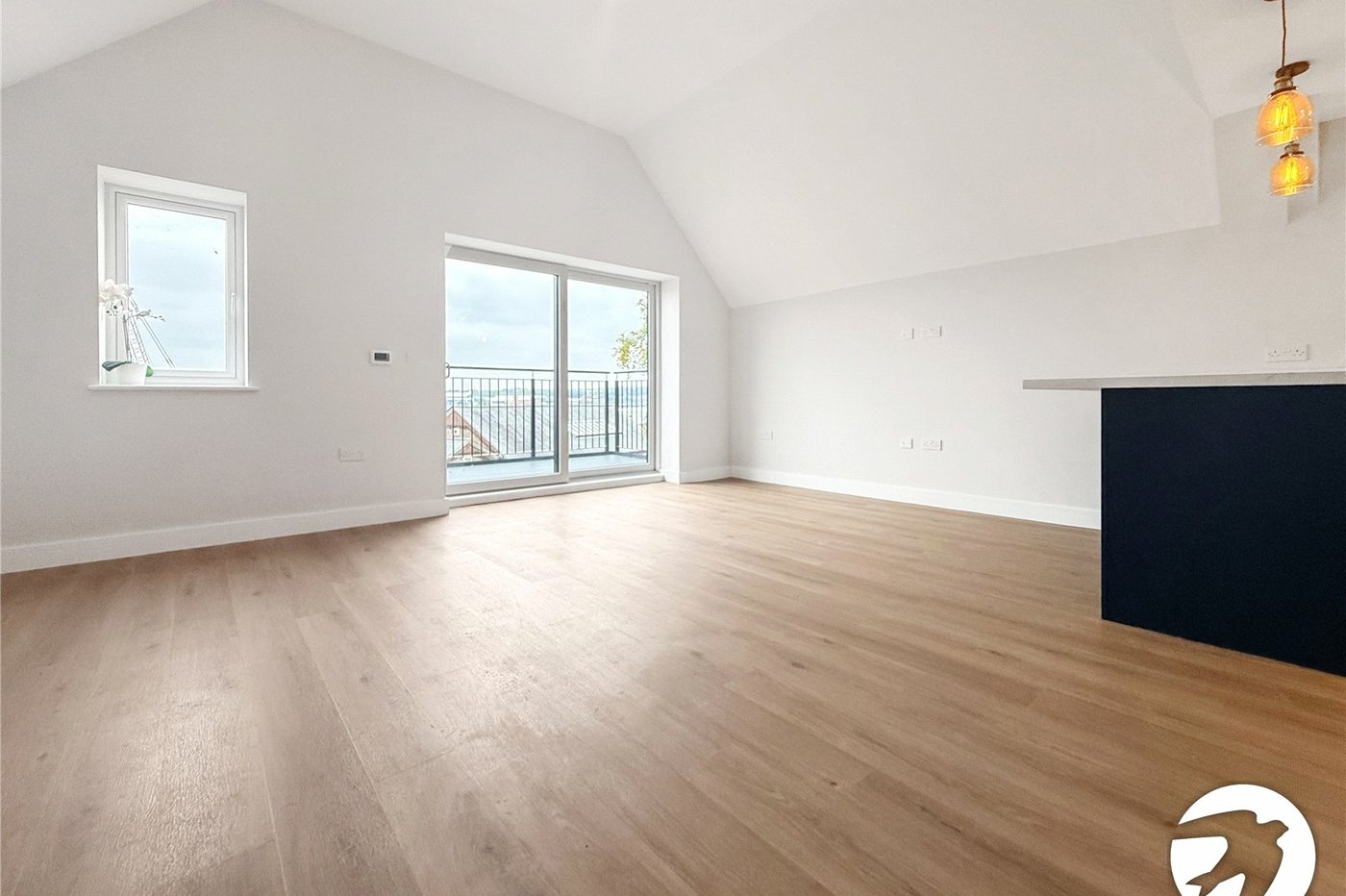 2 bedroom property to rent in Upnor | Robinson Michael & Jackson