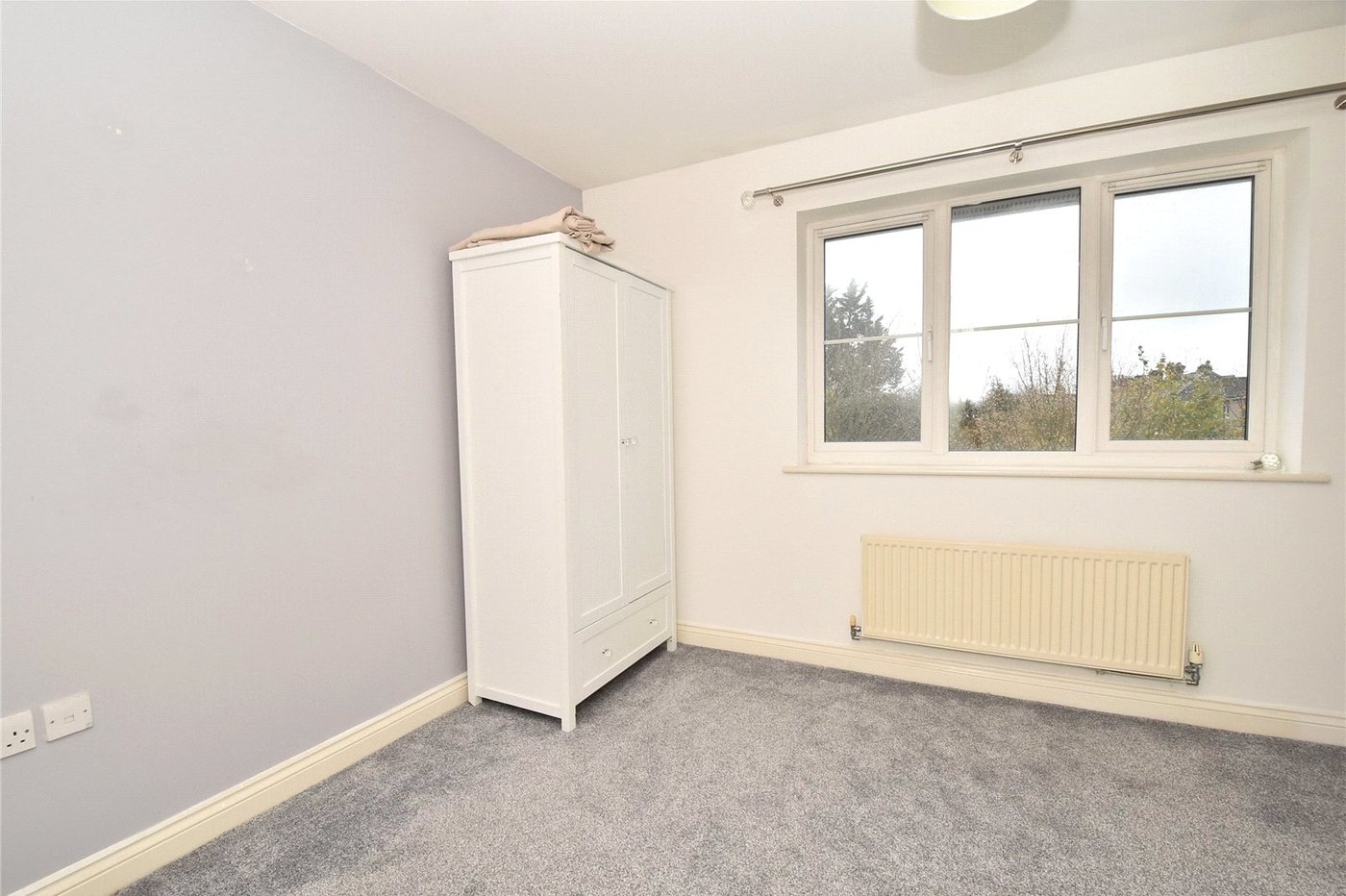 2 bedroom house to rent in West Dartford | Robinson Jackson