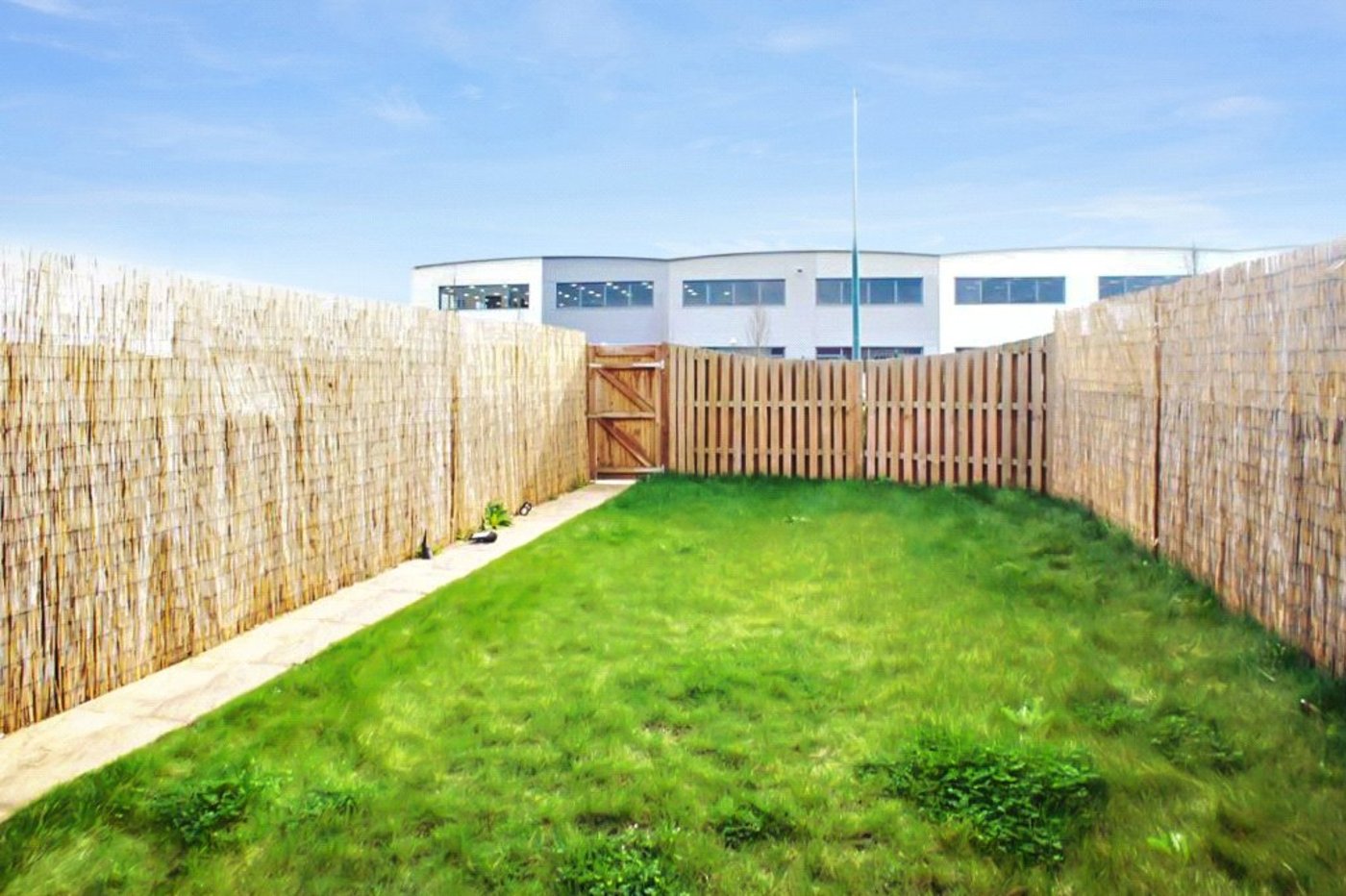 4 bedroom property to rent in Dartford | Robinson Jackson