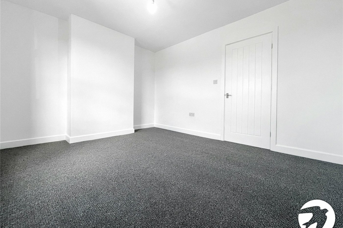 3 bedroom house to rent in Wainscott | Robinson Michael & Jackson