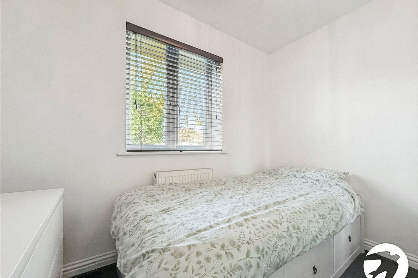 5 bedroom house to rent in Chatham | Robinson Michael & Jackson