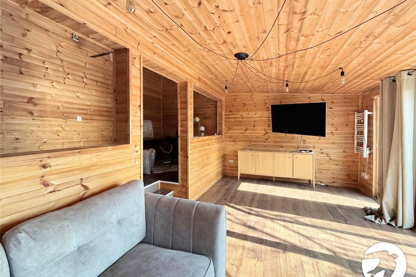 5 bedroom house to rent in Chatham | Robinson Michael & Jackson