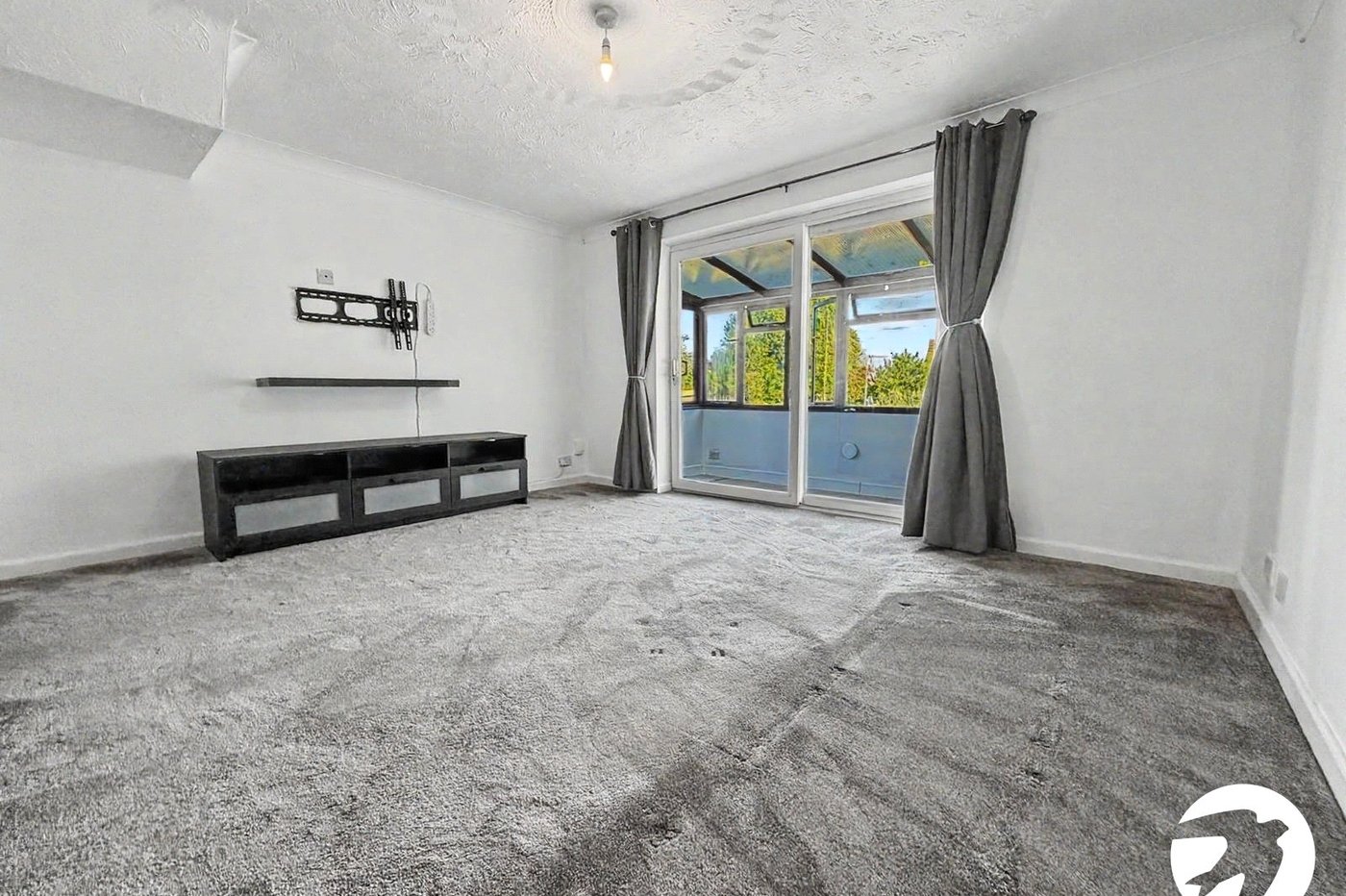 2 bedroom house to rent in Sittingbourne | Robinson Michael & Jackson