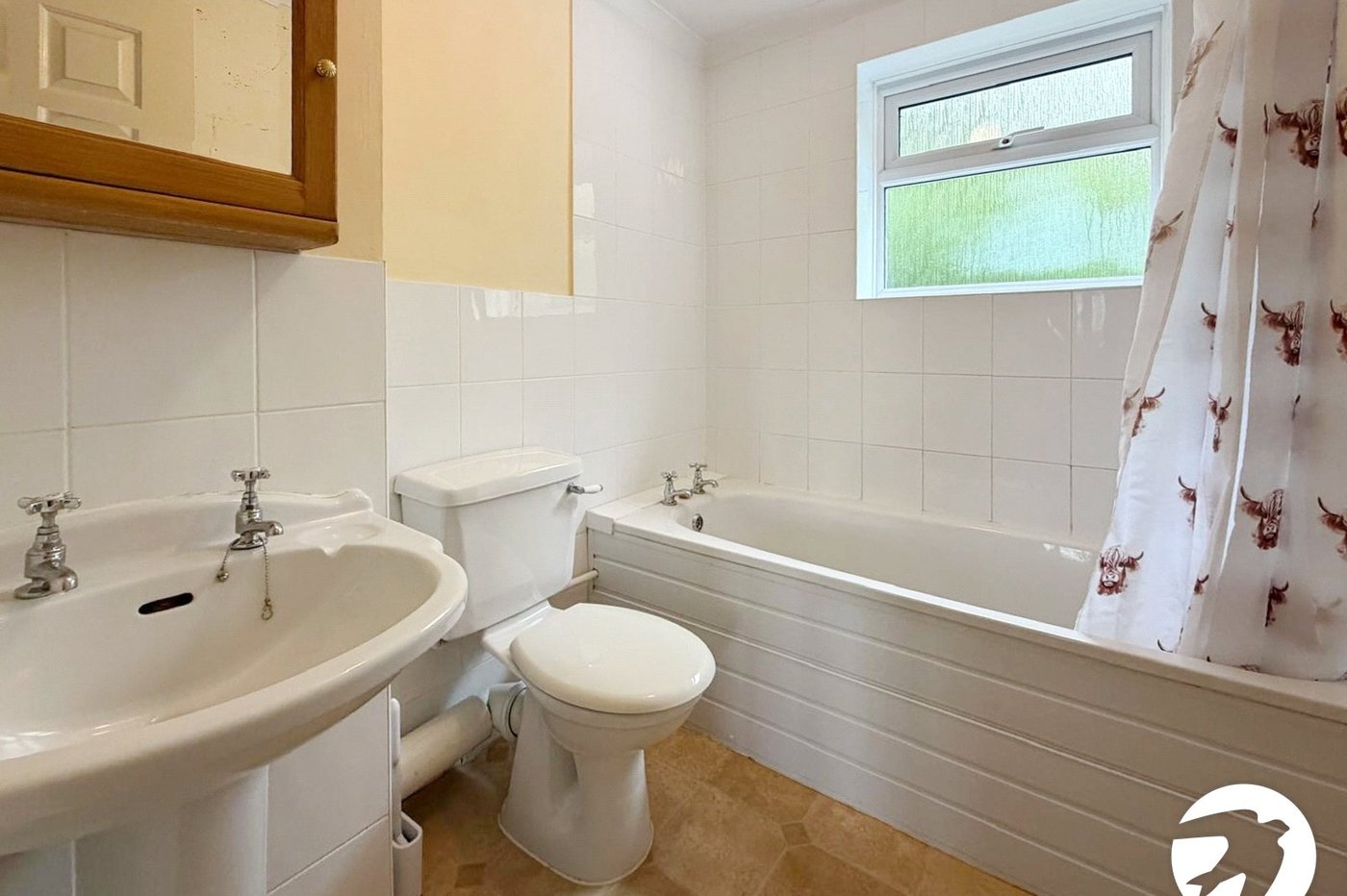 2 bedroom house to rent in Chatham | Robinson Michael & Jackson