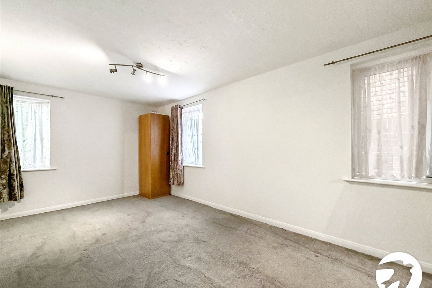 2 bedroom property to rent in Thamesmead | 