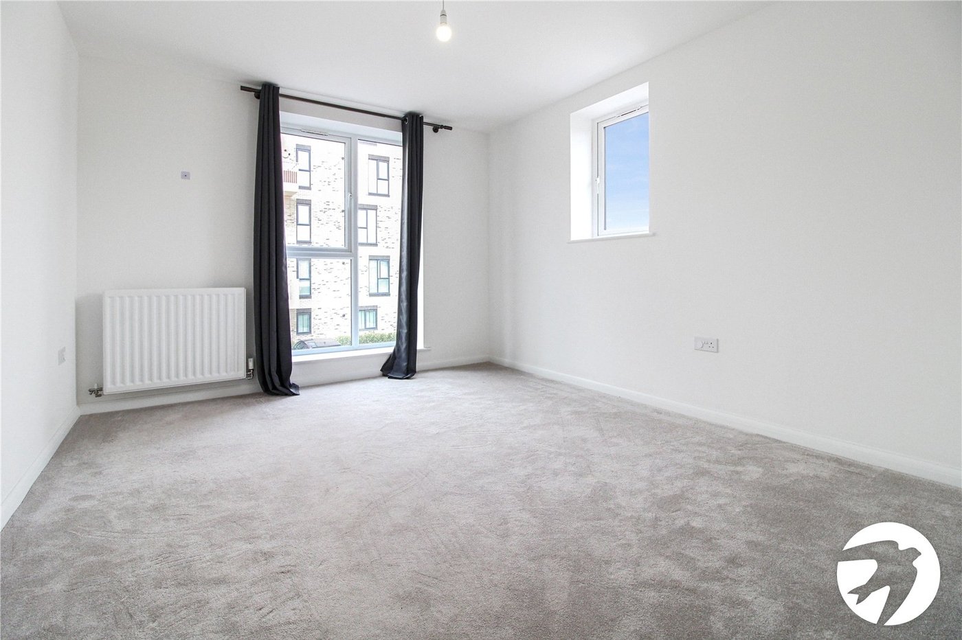 2 bedroom property to rent in Western Cross | Robinson Michael & Jackson
