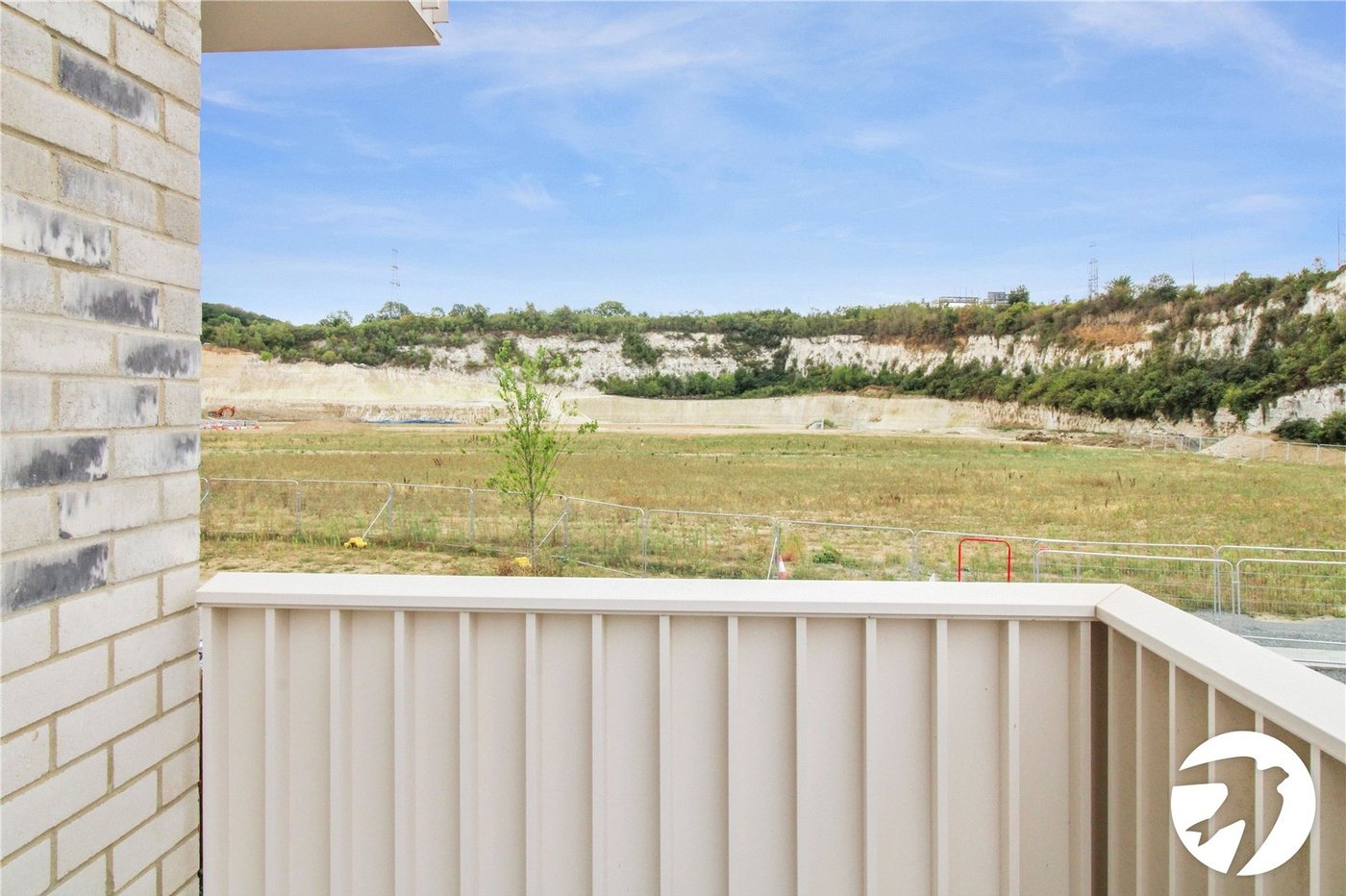 2 bedroom property to rent in Western Cross | Robinson Michael & Jackson