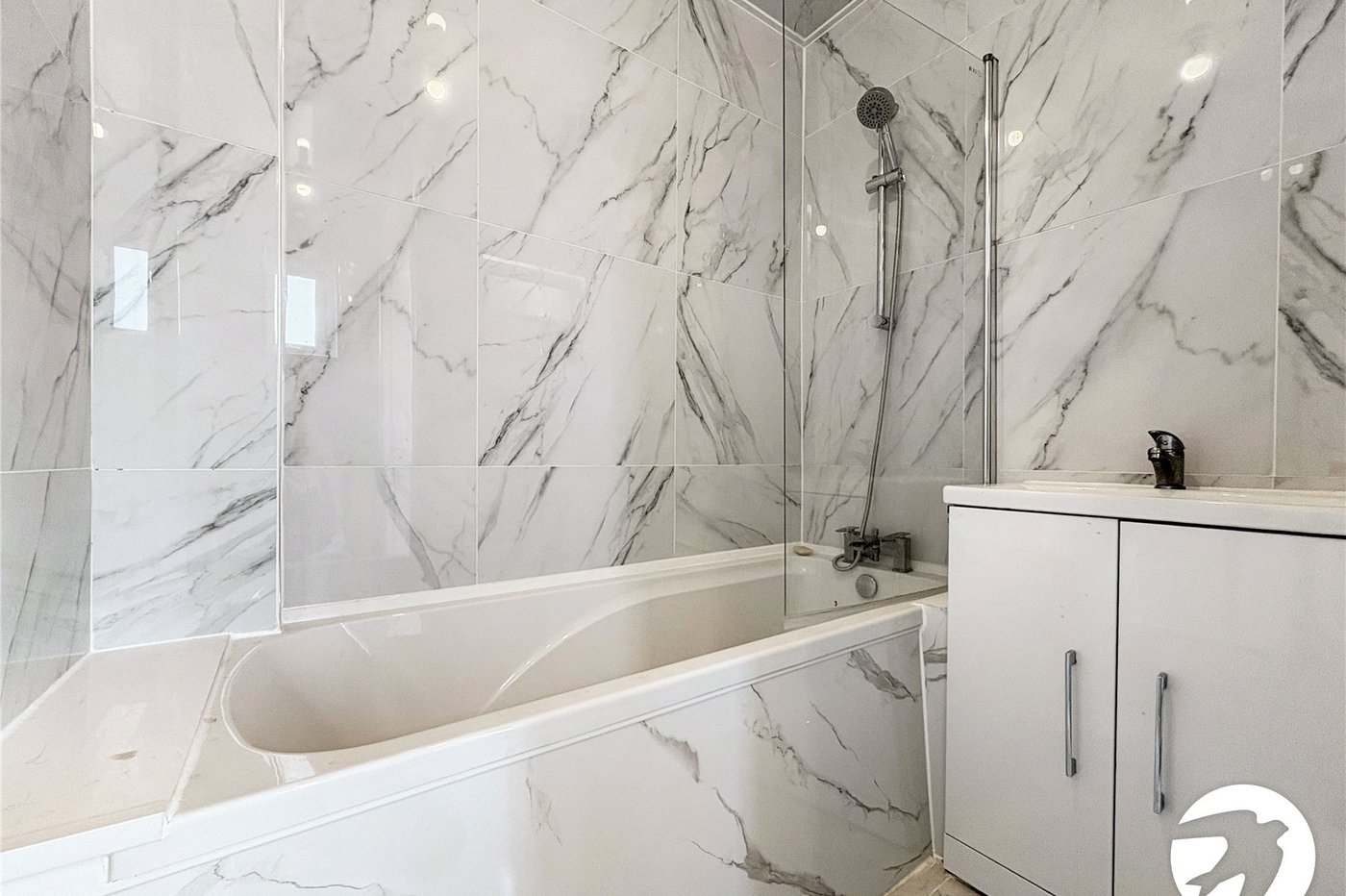 3 bedroom house to rent in Chatham | Robinson Michael & Jackson