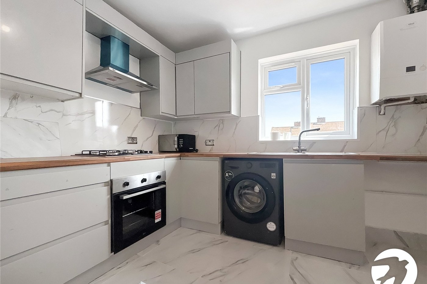 3 bedroom house to rent in Chatham | Robinson Michael & Jackson