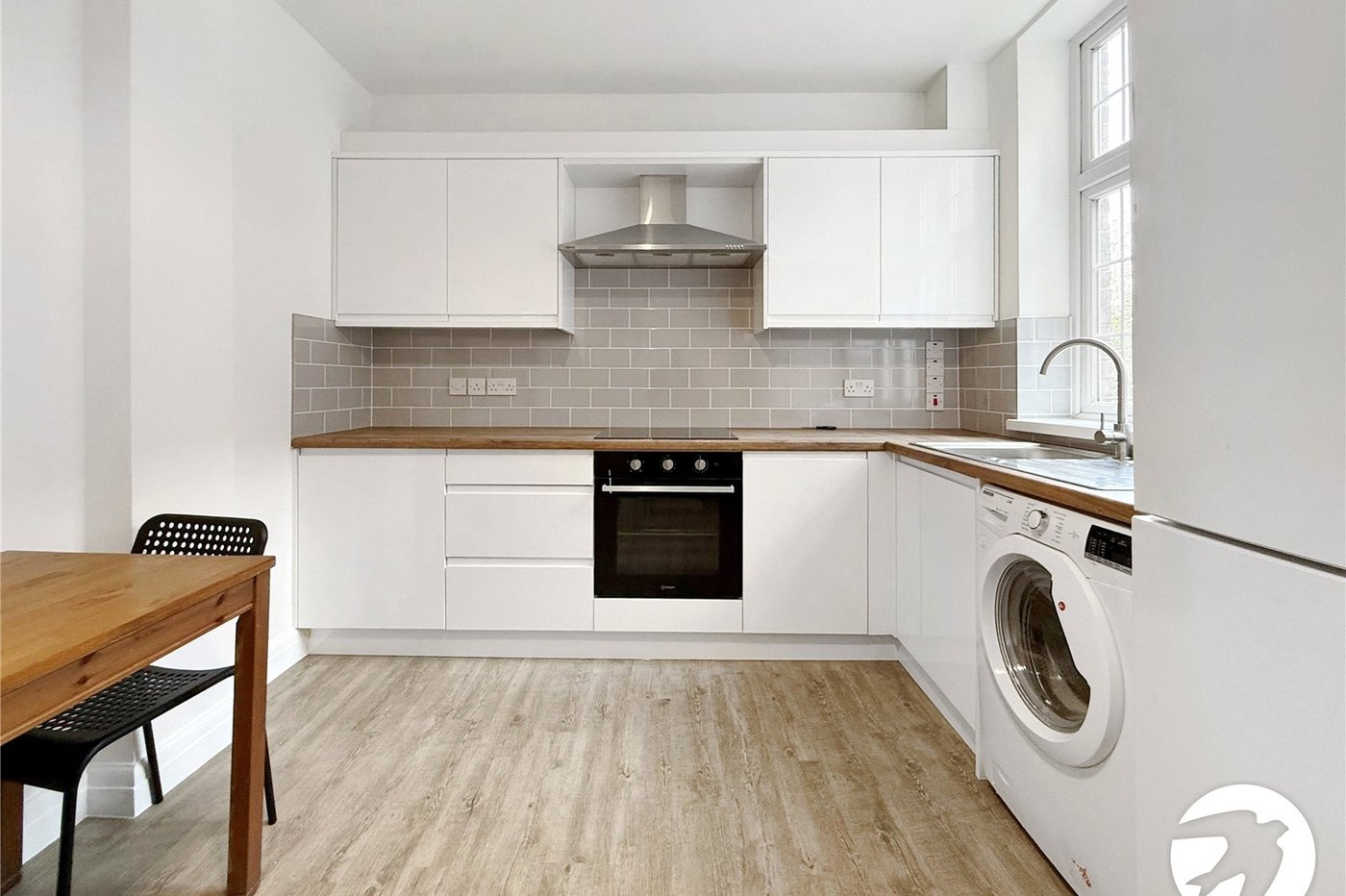 3 bedroom property to rent in London | Robinson Jackson