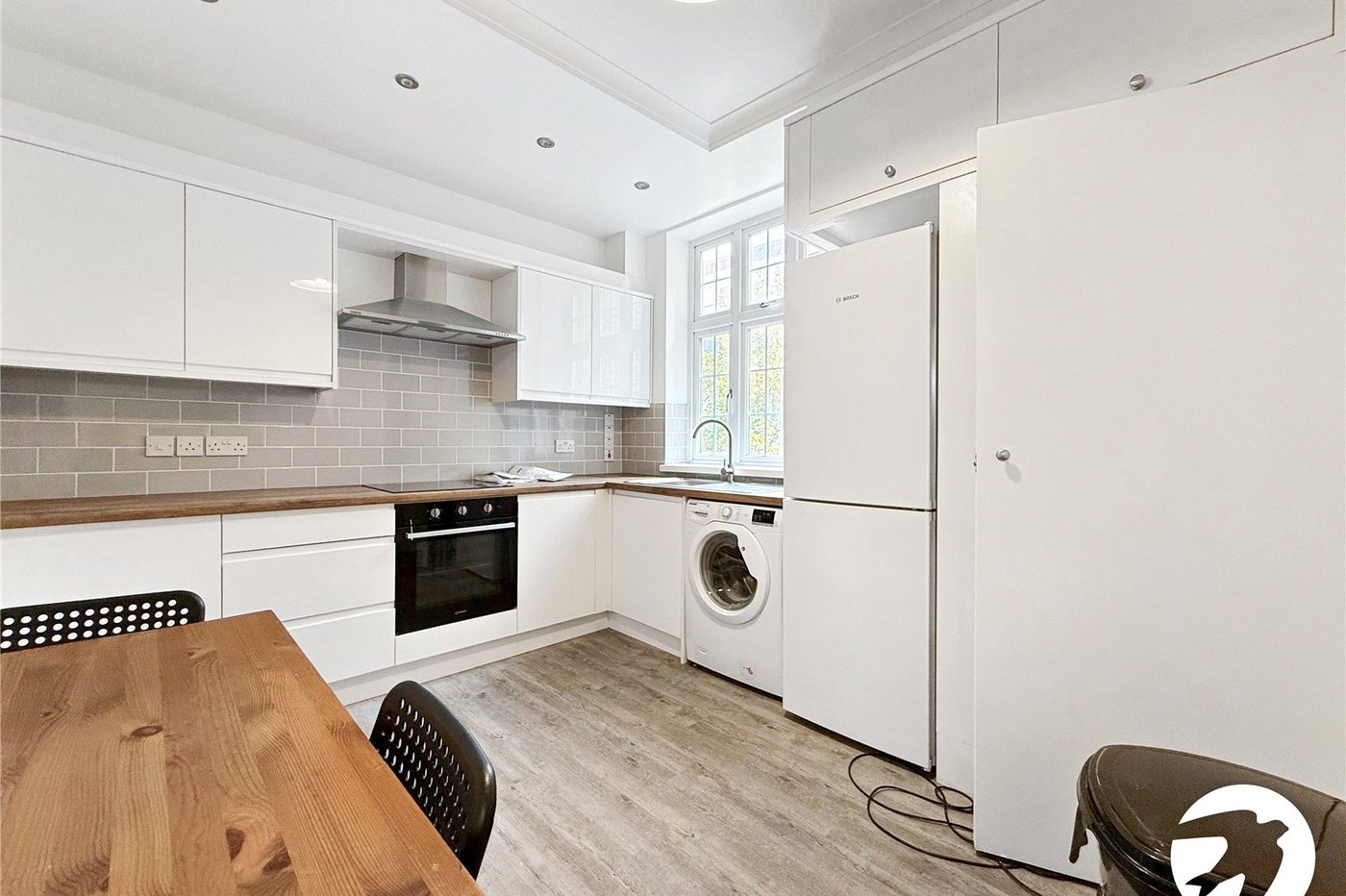3 bedroom property to rent in London | Robinson Jackson